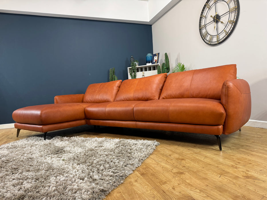 Adler Leather Chaise 4 Seater - Relaxed Soft Amber (WA2)