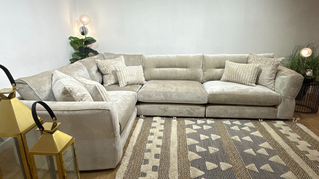 Sofology Reign Fabric 1 Corner 3 no Trim in Luxury Chenille Linen/Natural Mix
