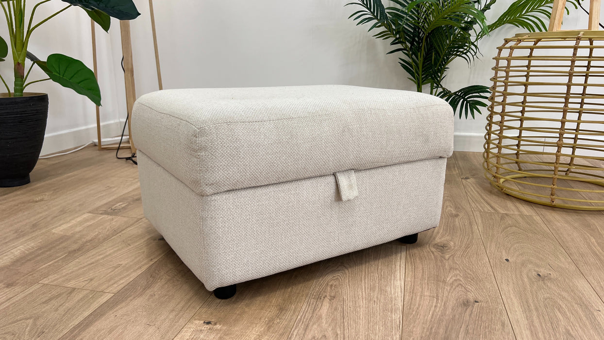 Ambleside Storage Footstool- Bentley Natural