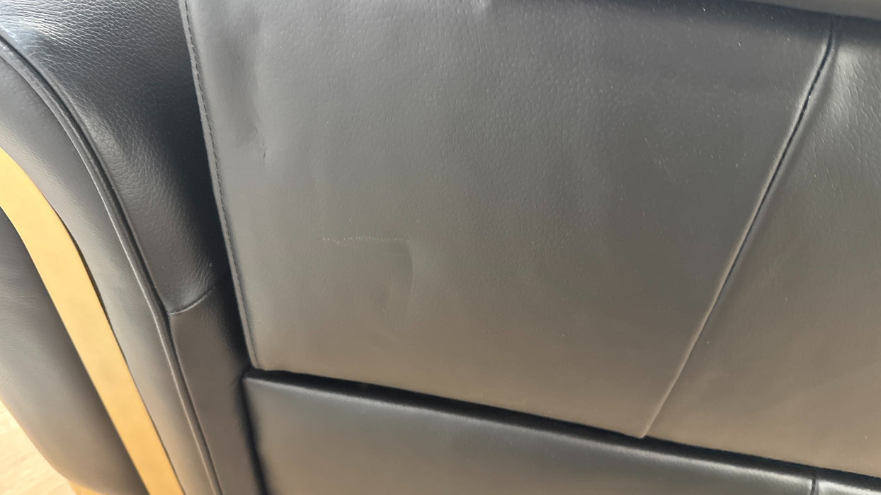 Sofology The Plaza 2.5 Seater Leather Recliner in Trusty Embossed Jet Black