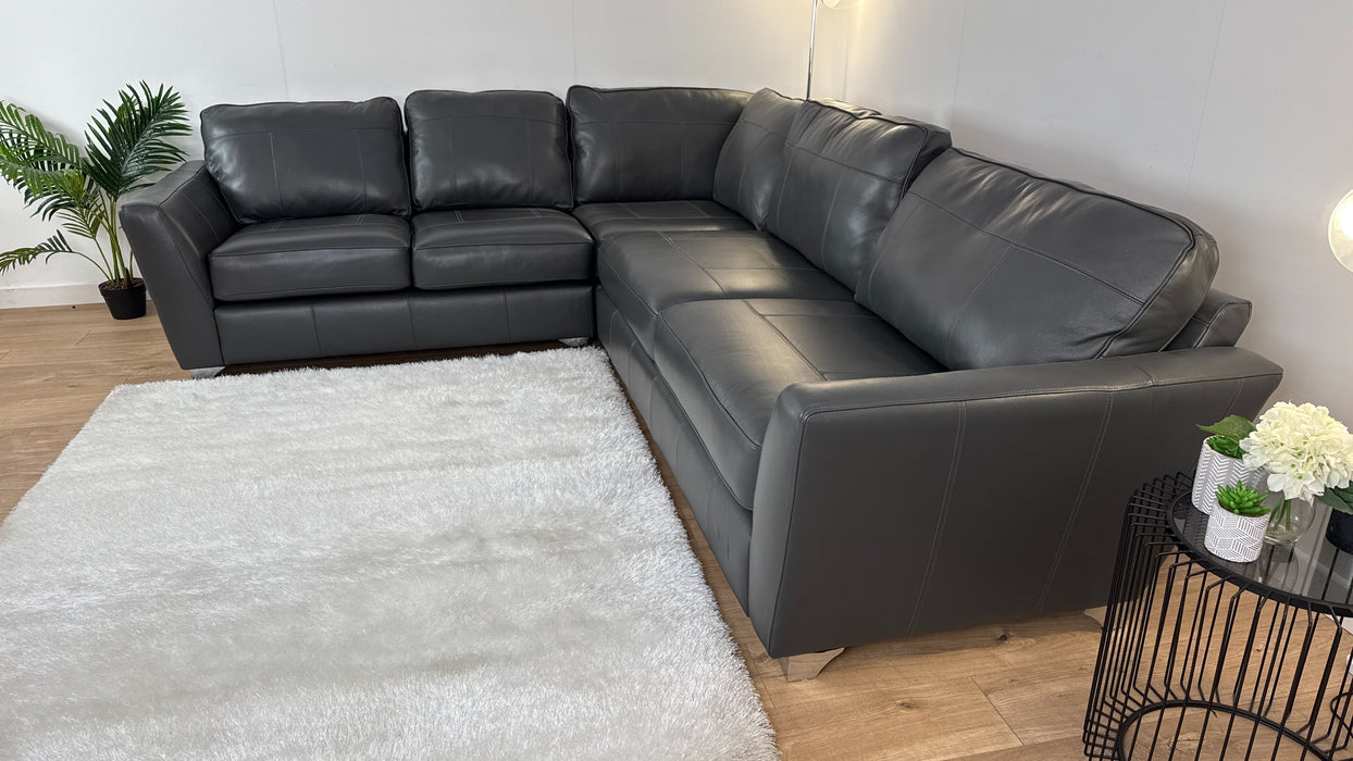 Sophia 2 CNR 3 Leather Sofa