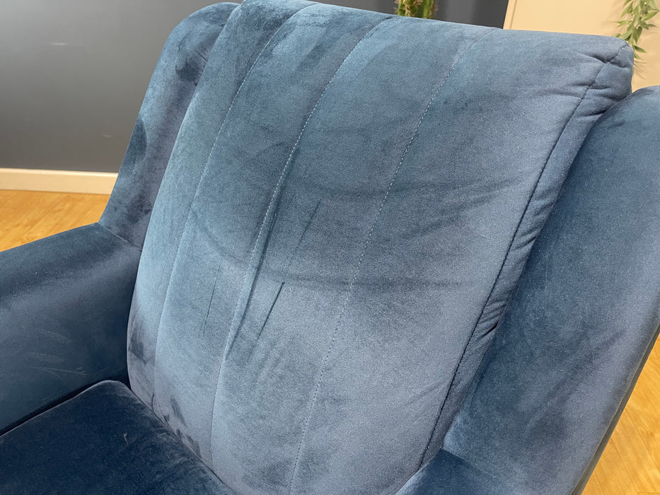 Fluted Isla Accent Chair Velluto Blue (WA2)