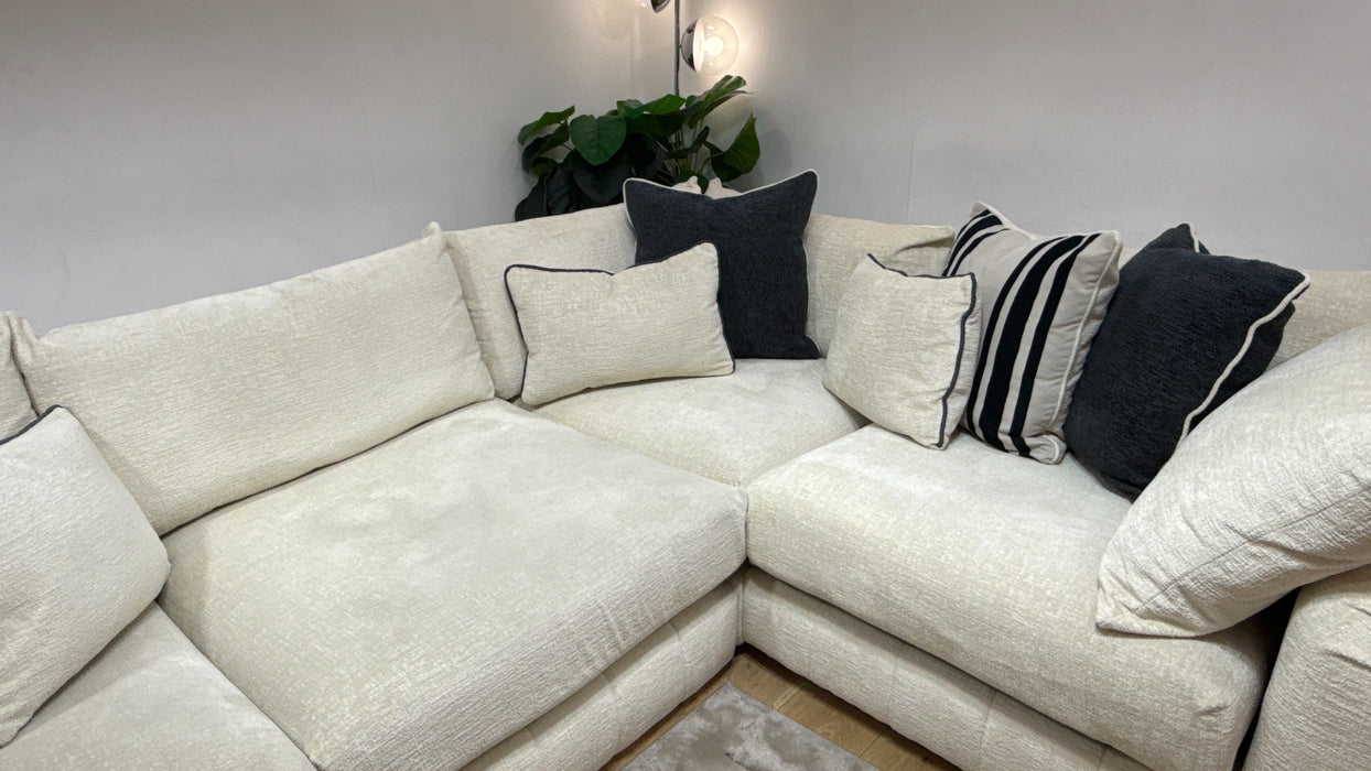 Sofology Westwood Fabric 3 Corner 1 Gold Trim in Teddy Chenille Ivory Mix