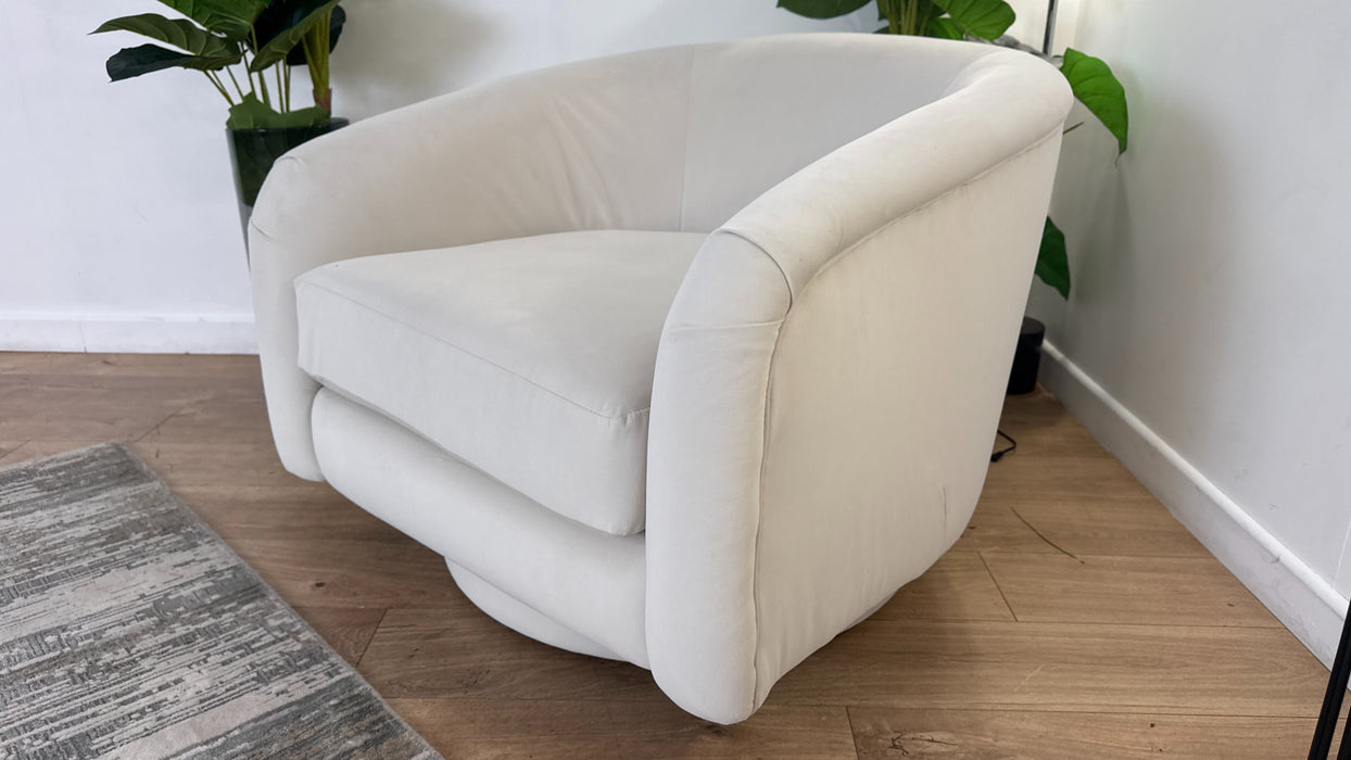 Sofology The Oscar Fabric Swivel Chair in Super Matt Velvet Ecru Mix