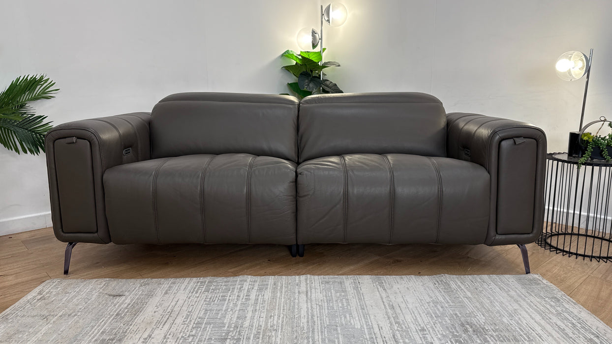 DFS Trip	Recliner 3 Seater in Storm