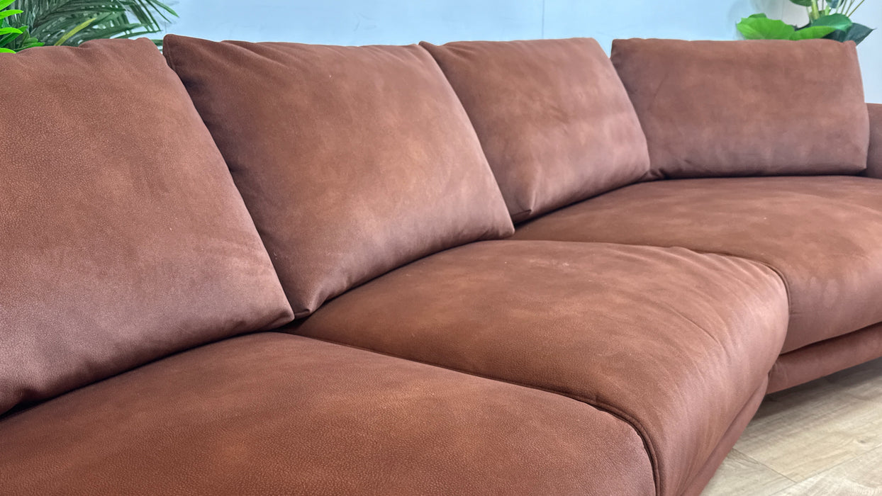 Sofology Adler Fabric 4 Seater Asymmetric in Lifestyle Mottled Rust