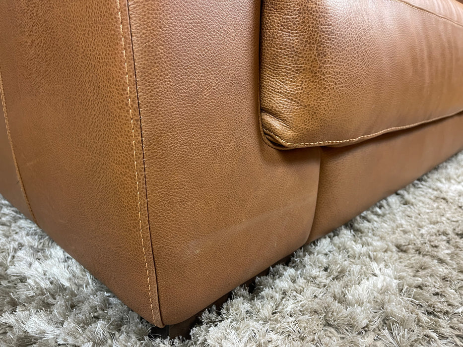 Santino Love Seat Apollo Tan Leather (WA2)