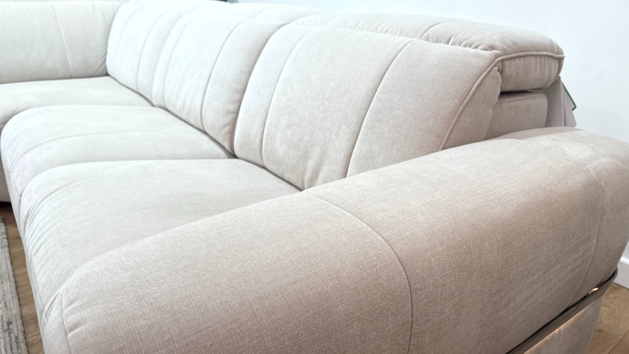 Sofology Lumiere Fabric 3 Console Corner 3 Power Recliner/Headrest Gunmetal Trim in Relaxed Chenille Cotton