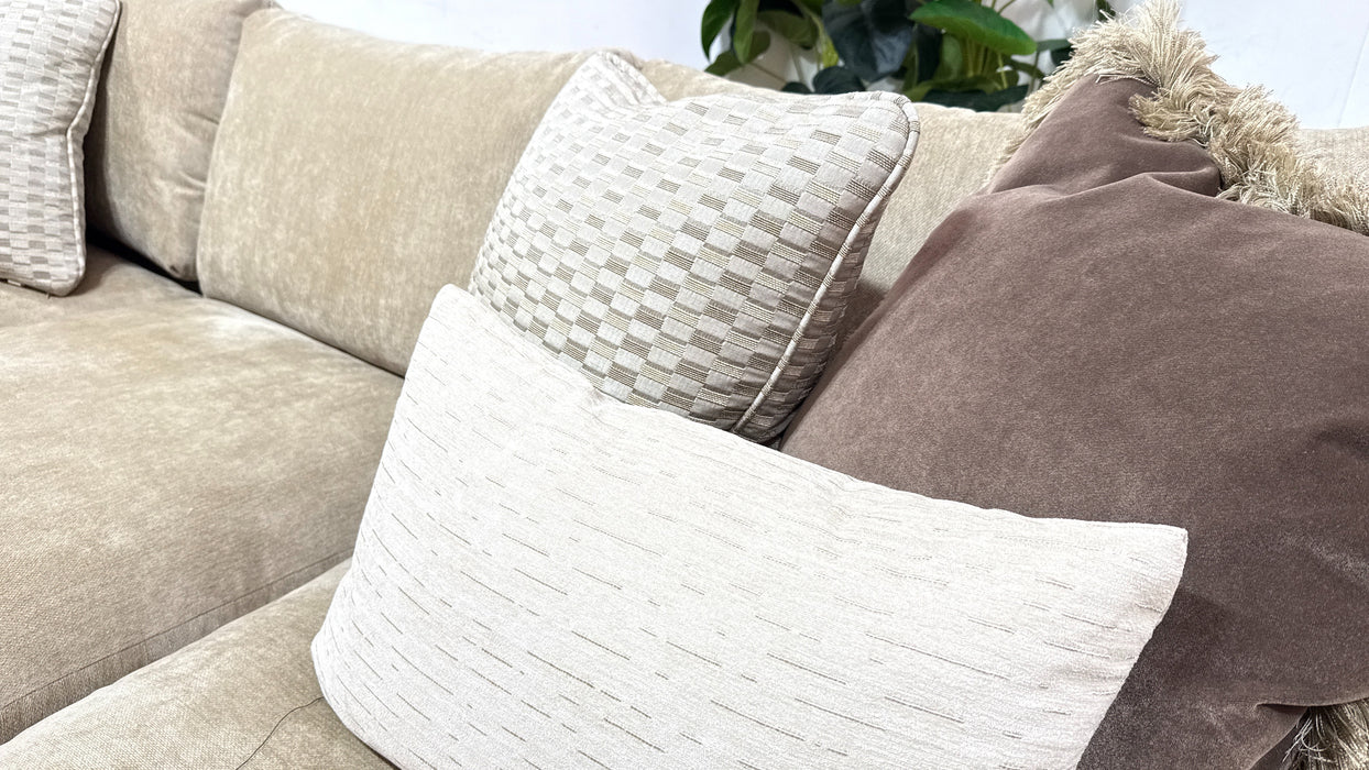 Sofology Moderna Fabric 4 Seater Chaise Extra Flex Seats in Lifestyle Plush Chenille Barley Mix