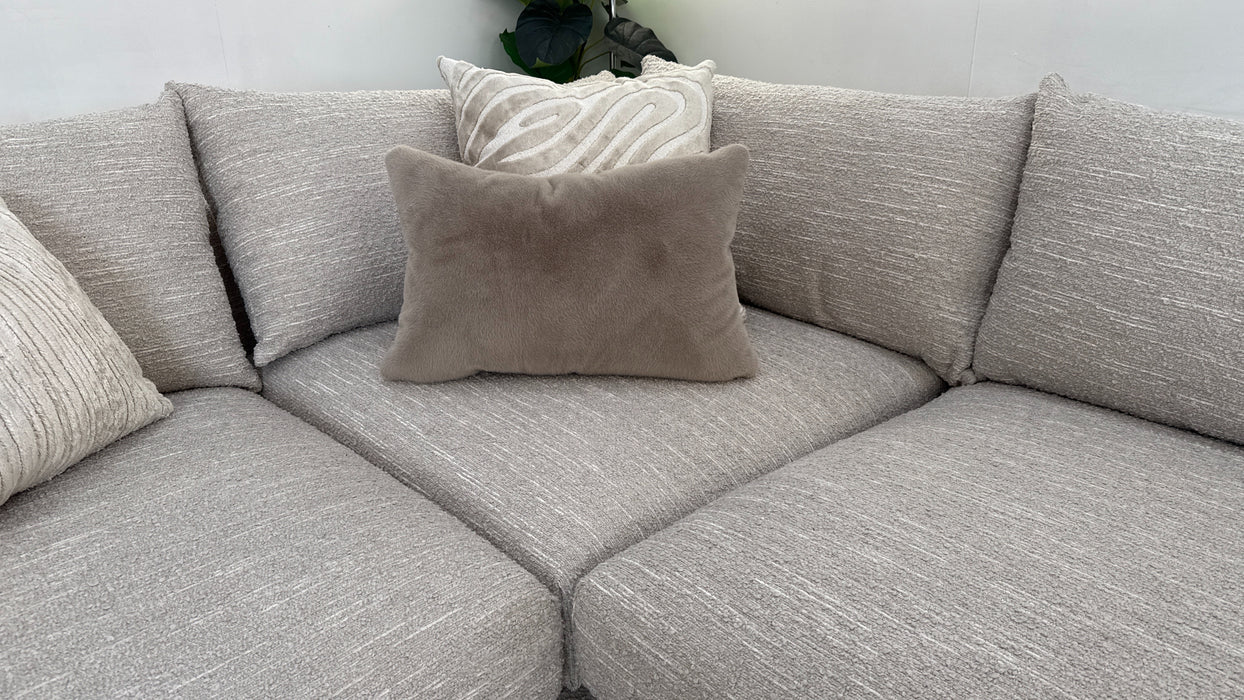 Sofology Marble Arch Fabric 1 Corner 3 in Chunky Flecked Boucle Stone/Ecru Mix