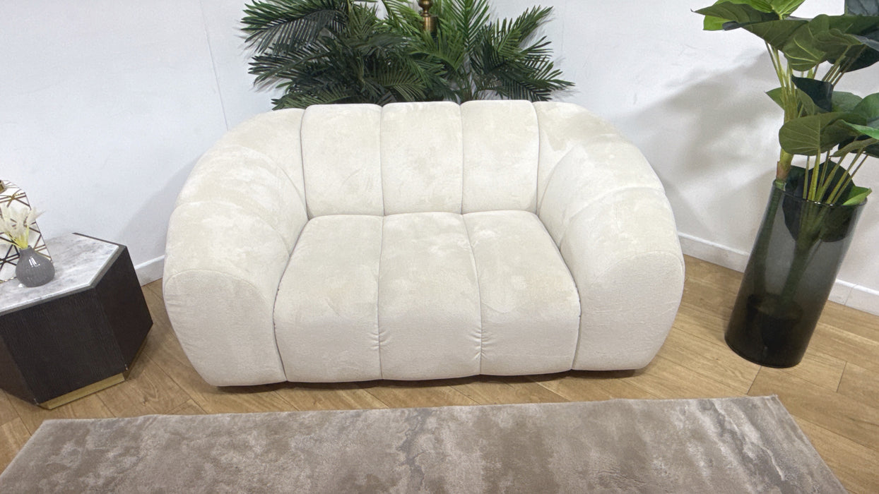 Sofology Waldorf Fabric Loveseat in Soft Sherpa Natural Mix