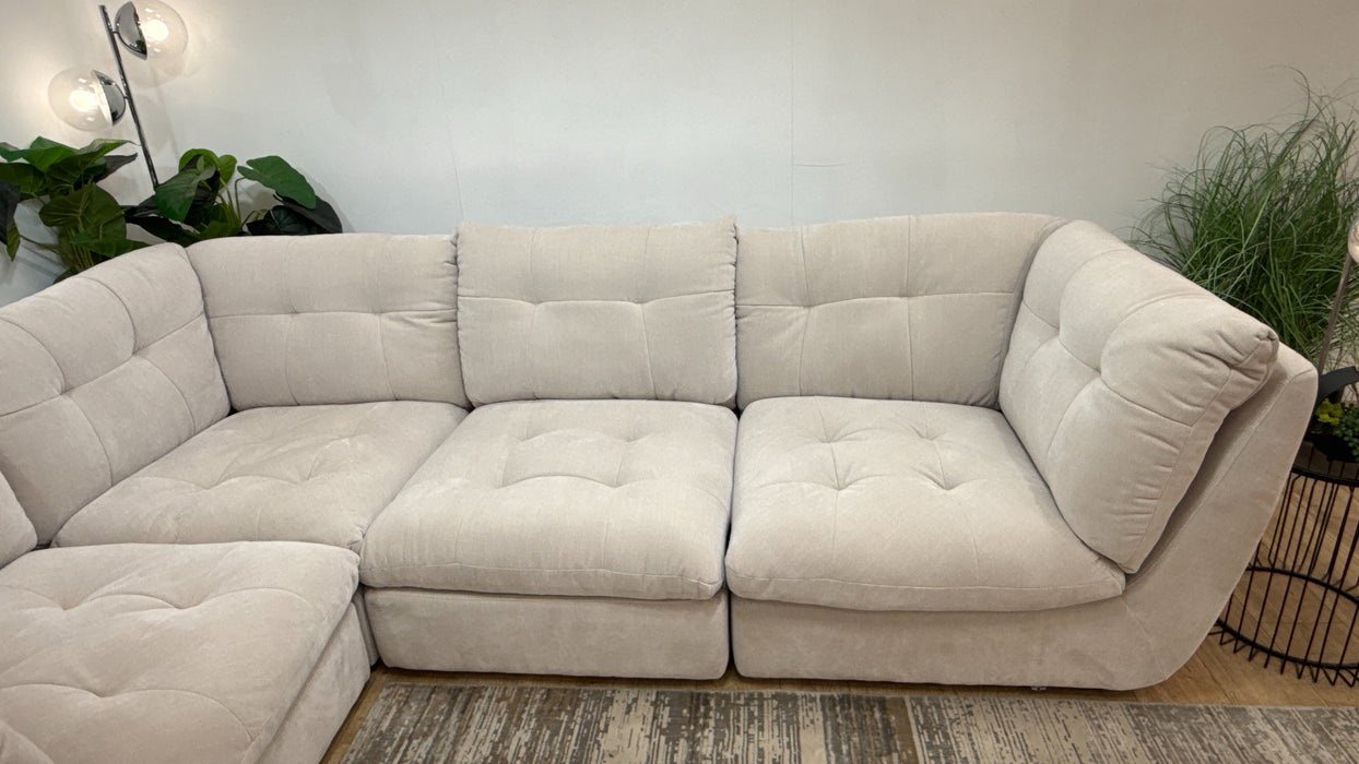 Sofology Cocoon Fabric 1 Corner 3 in Relaxed Chenille Cotton
