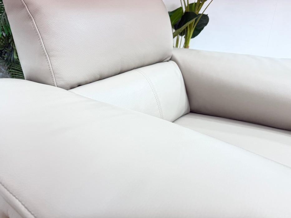 Sofology Fratelli Leather Chair Power Recliner/Headrest in Trusty Embossed Stone