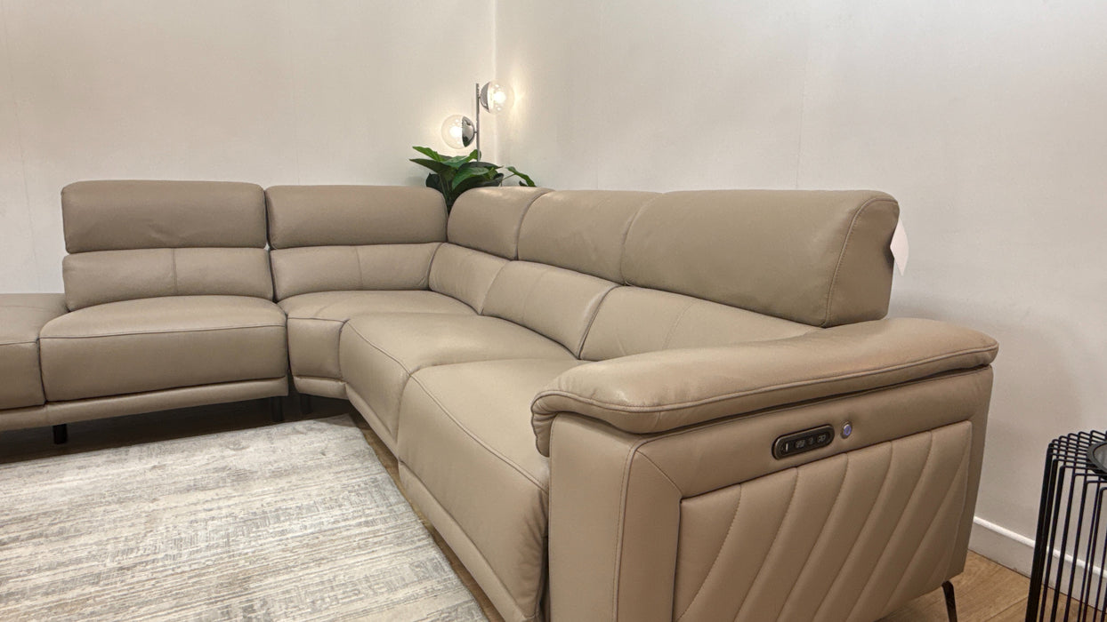 Sofology The Fratelli 1.5 Chaise Corner 3 Power Recliner/Headrest in Trusty Embossed Leather Stone