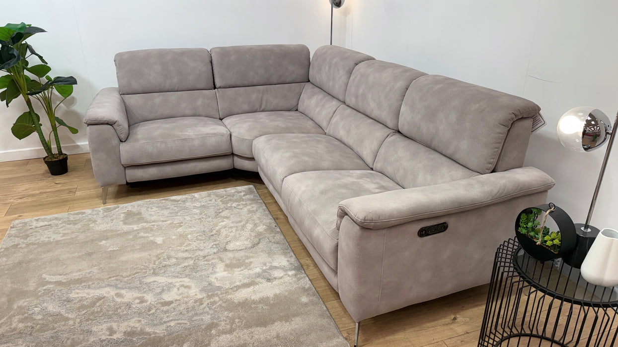 Sofology Illinois Fabric 1 Corner 2 Power Recliner/Headrest x 2 in Lifestyle Mottled Marble