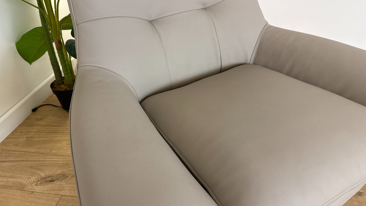 Sofology The Viento Leather Swivel Chair in Trusty Super Matt Cloud Grey