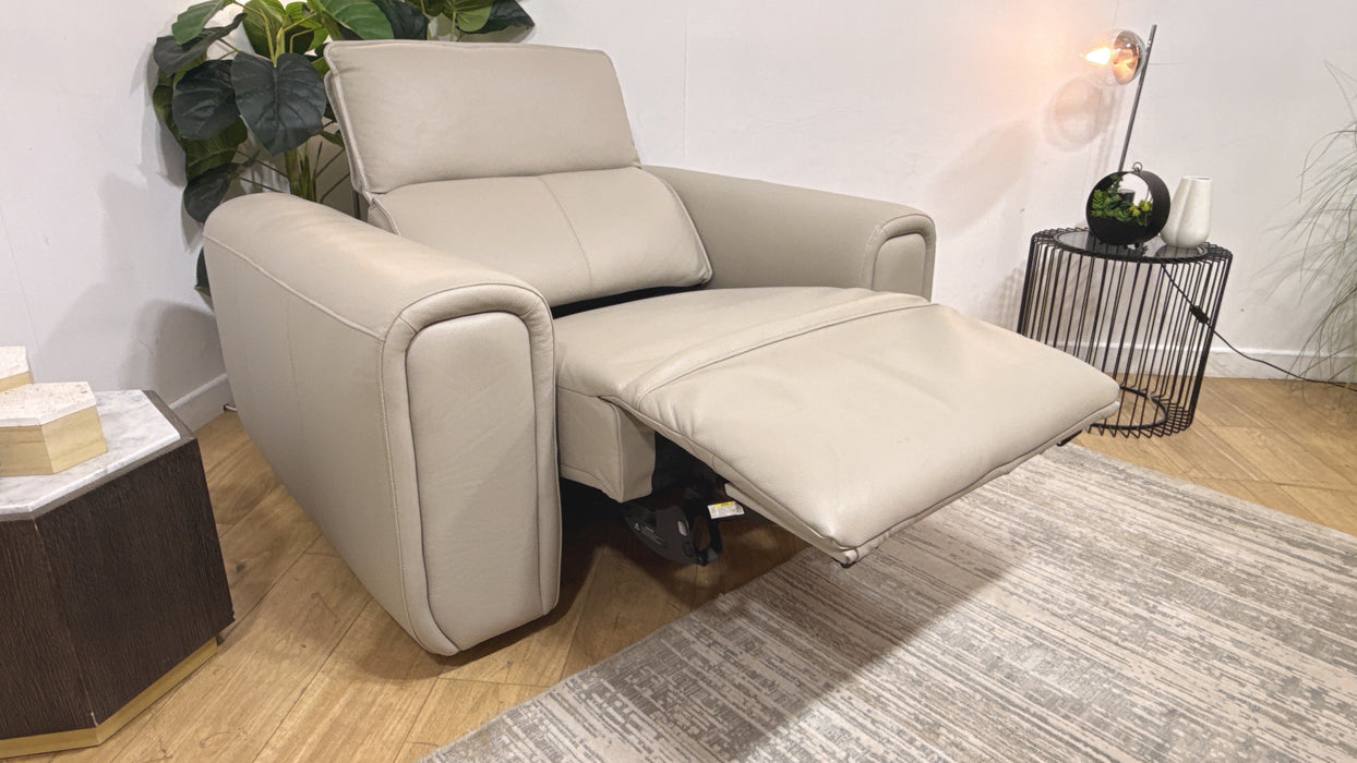 Sofology Premiere Leather Loveseat Power Recliner/Headrest Heated Seat in Trusty Embossed Light Grey