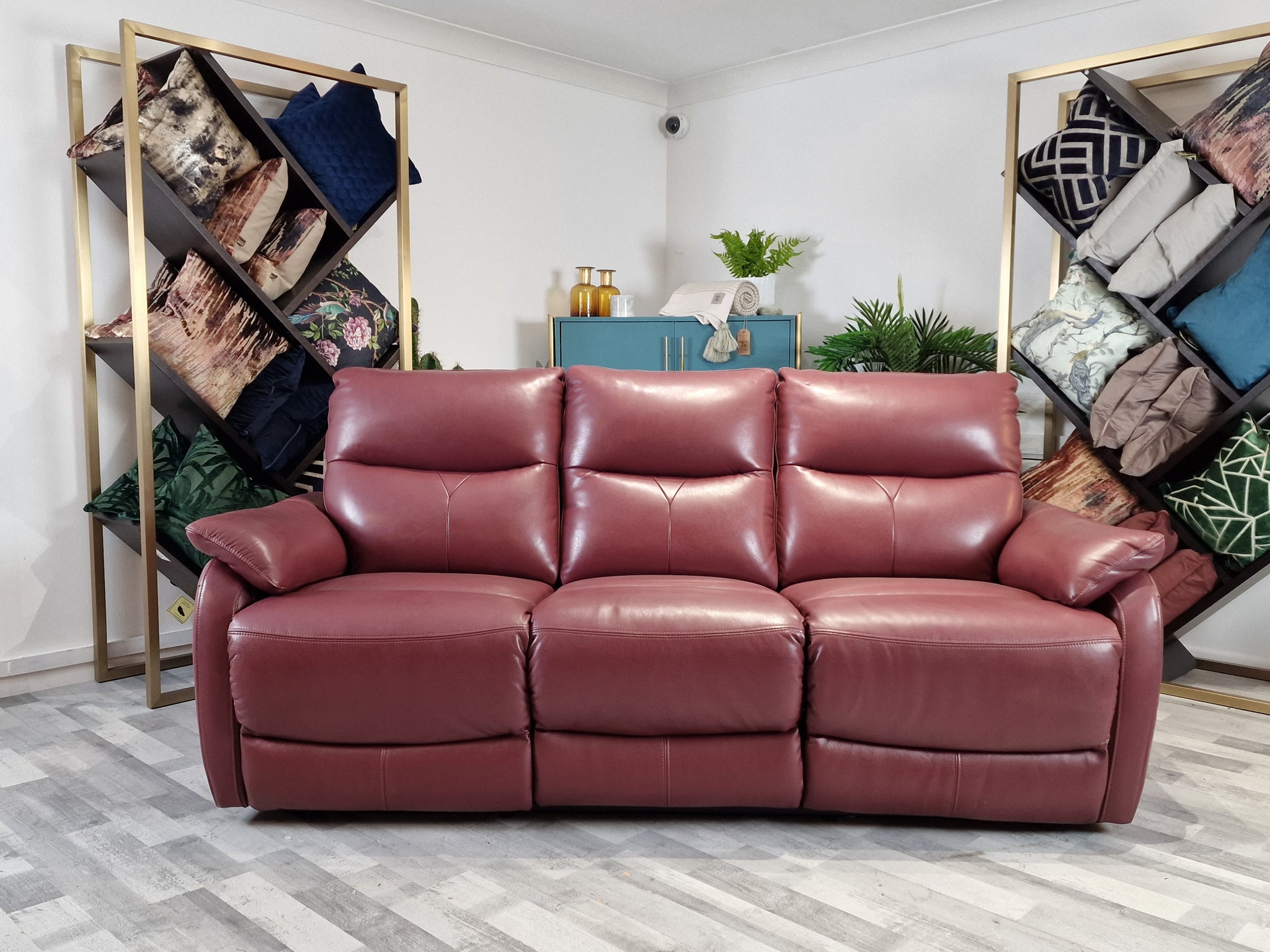 Sofology Upholstery — The Sofa Clearance Outlet
