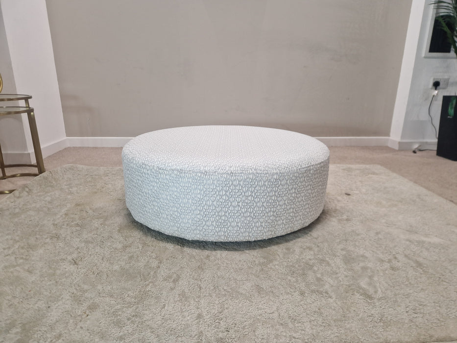 Como Footstool - Fabric - Como Bonnie Silver All Over