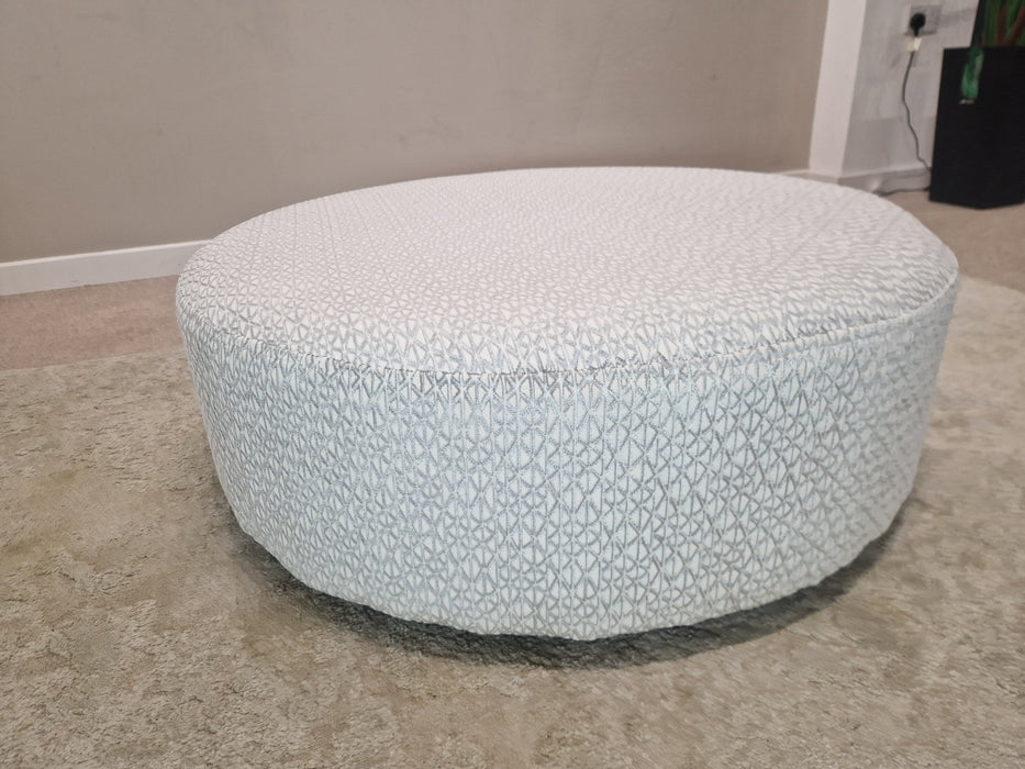 Como Footstool - Fabric - Como Bonnie Silver All Over