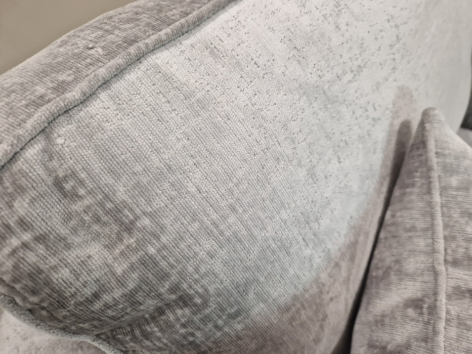 Odette 1.5 Love Seat Fabric  Silver All Over