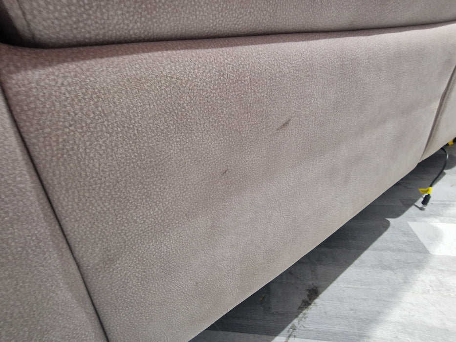 Illinois 2 Seat + Console - Fabric Pow Rec Sofa - Peyton Marble