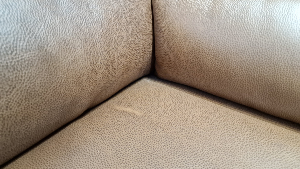 Santino 2 Seater - Leather Sofa - Apollo Marrone