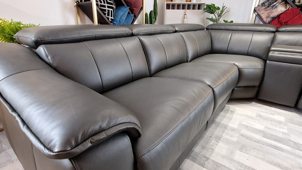 Carrera 3 Corner 1.5 + Console - Leather Sofa - Trusty Embossed Charcoal