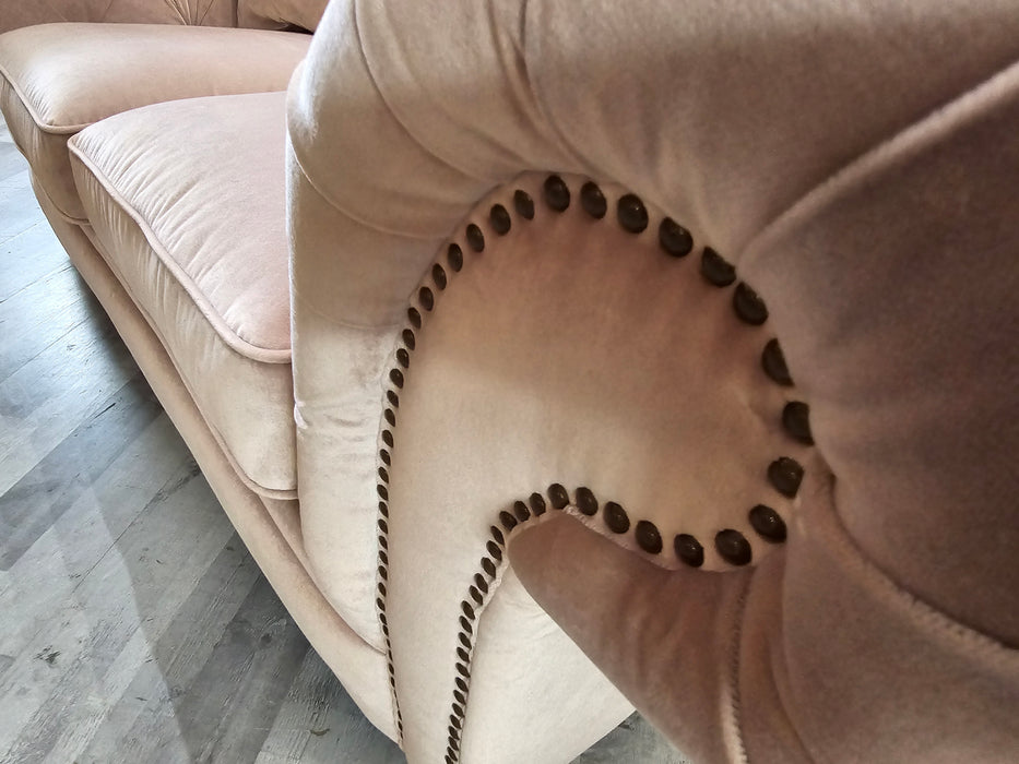 Chesterfield Style 2 Seater - Fabric Sofa - Velvet Rose