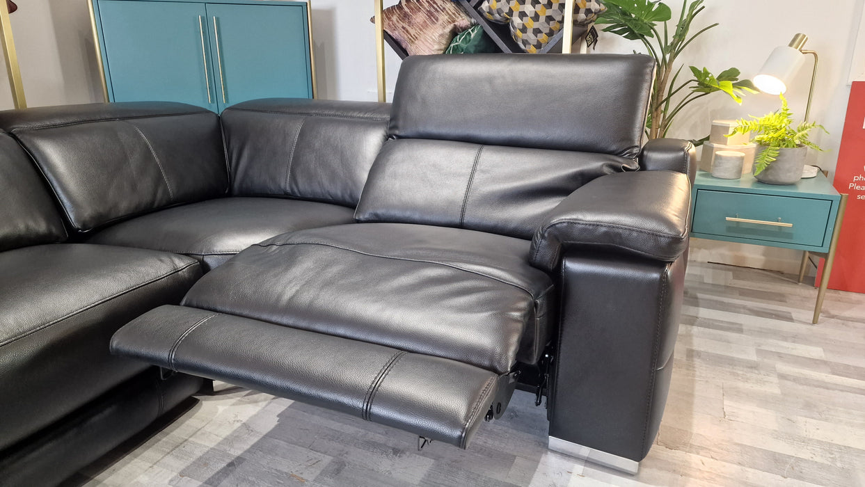 Laurence 3 Corner 1 - Leather Power Reclining Sofa - Trusty Soft Sheen Leather Black