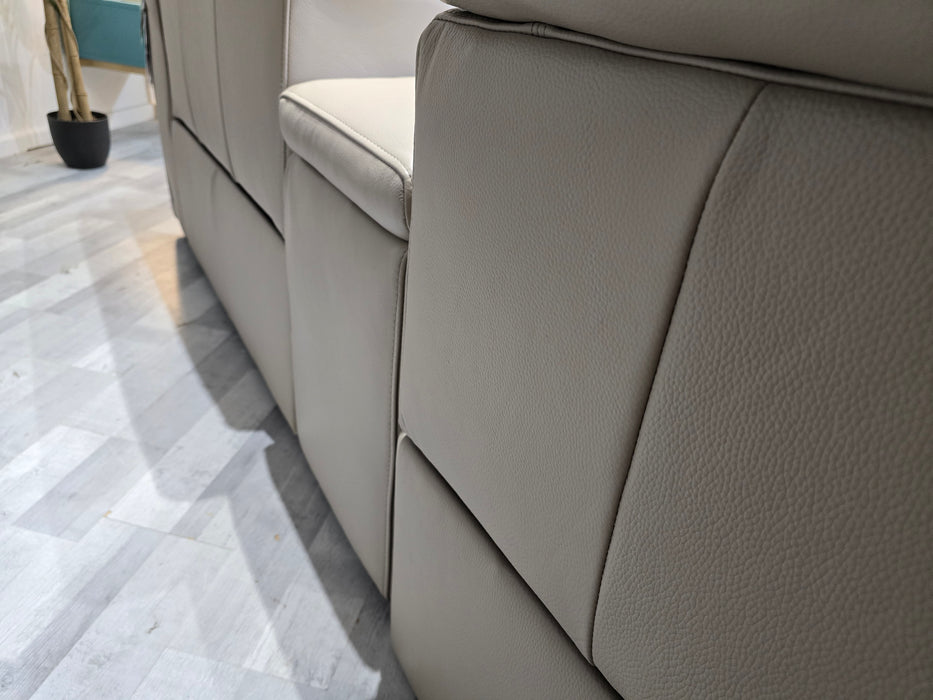 Kingsbridge 2.5 Seater + Console - Trusty Embossed Leather Stone