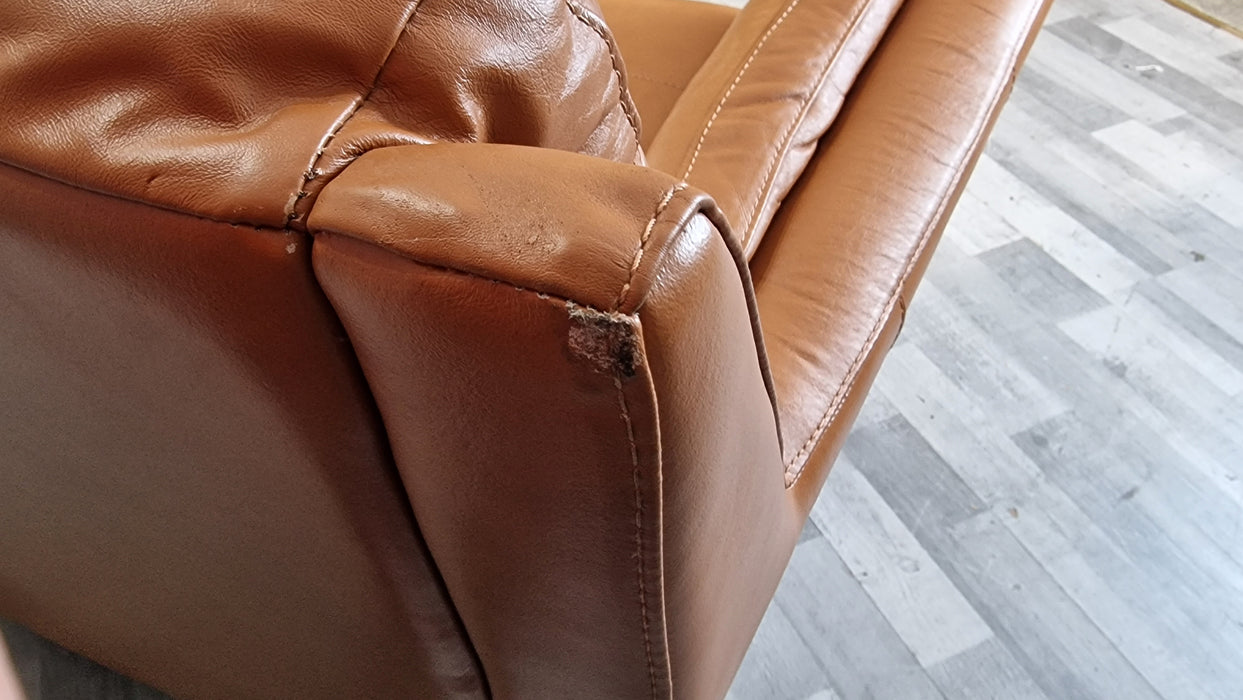 Fellini 3 Seater - Leather Sofa - Alaska Brittany