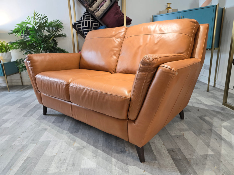 Fellini 2 Seater - Leather Sofa - Alaska Brittany