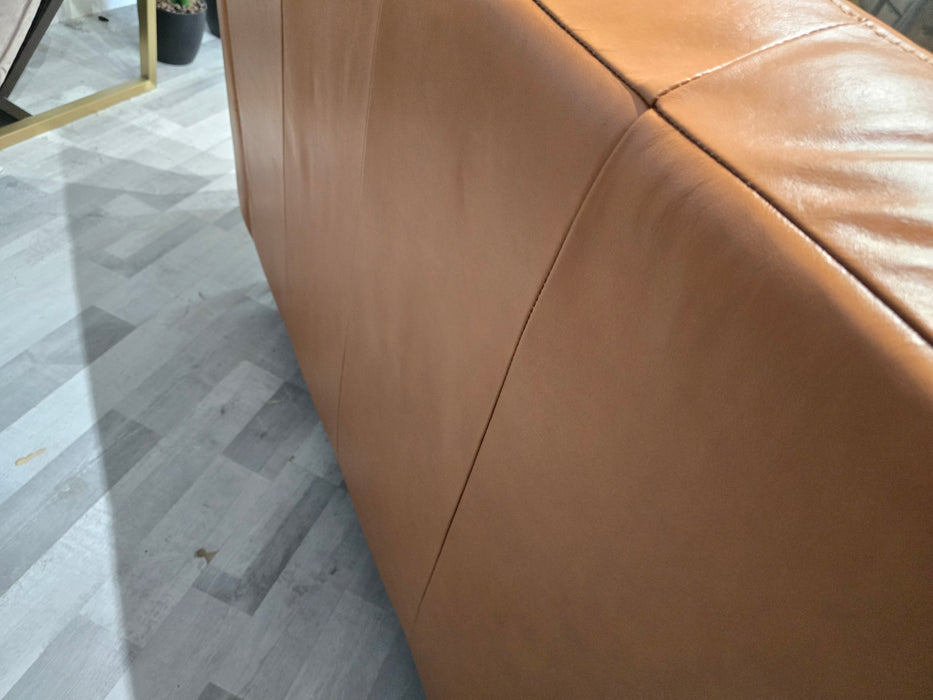 Fellini 2 Seater - Leather Sofa - Alaska Brittany