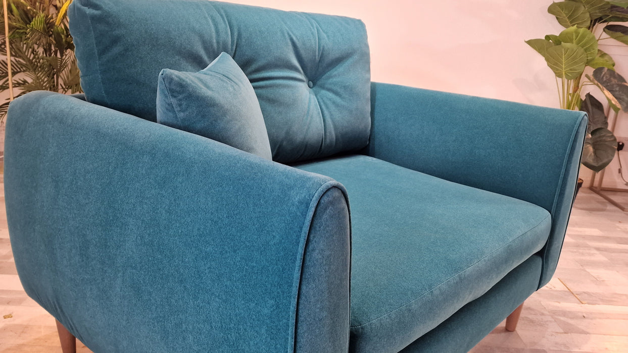 Finchley 1.5 Seat - Fabric Loveseat - Nordic Teal All Over