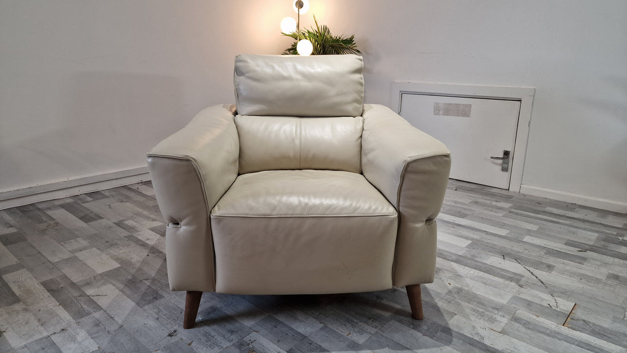 Dakota 1 Seater - Trusty Soft Sheen Leather Mist