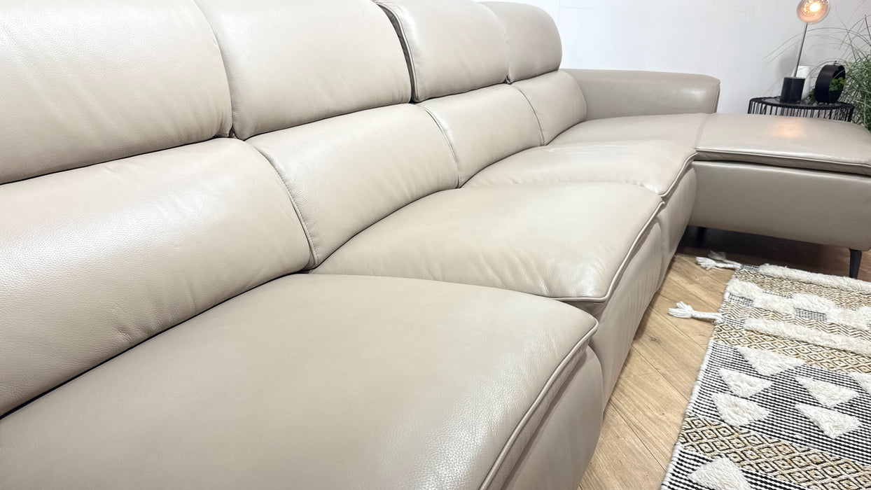 Sofology Viento Leather 4 Seater Chaise Console Power Recliner/Headrest Heated Seat Lumbar in Trusty Embossed Stone