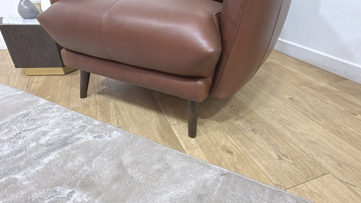 Sofology Adler Leather Chair in Relaxed Soft Brown