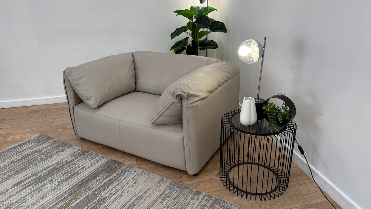 DFS Venosa Loveseat in Leather  Stone