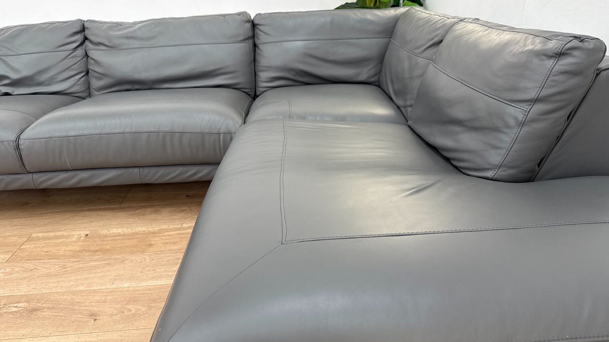 DFS Nuela Leather Corner