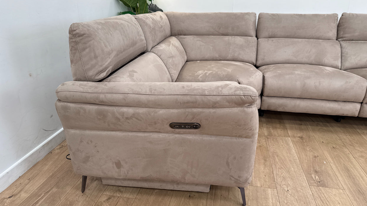 Sofology The Missouri 1 Corner 3 Fabric Recliner in Lifestyle Plush Nutmeg