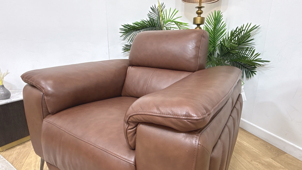Sofology Fratelli Leather Chair Power Recliner/Headrest in Trusty Embossed Chestnut