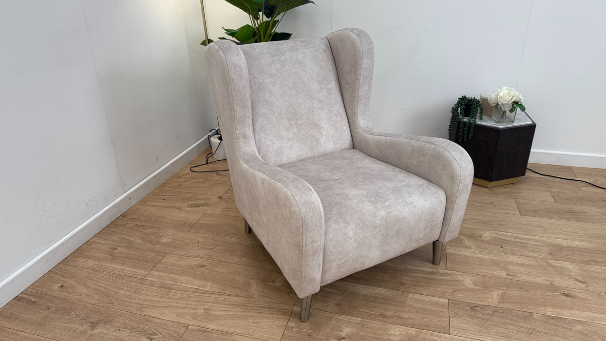 DFS Lavencia Chair in Cream