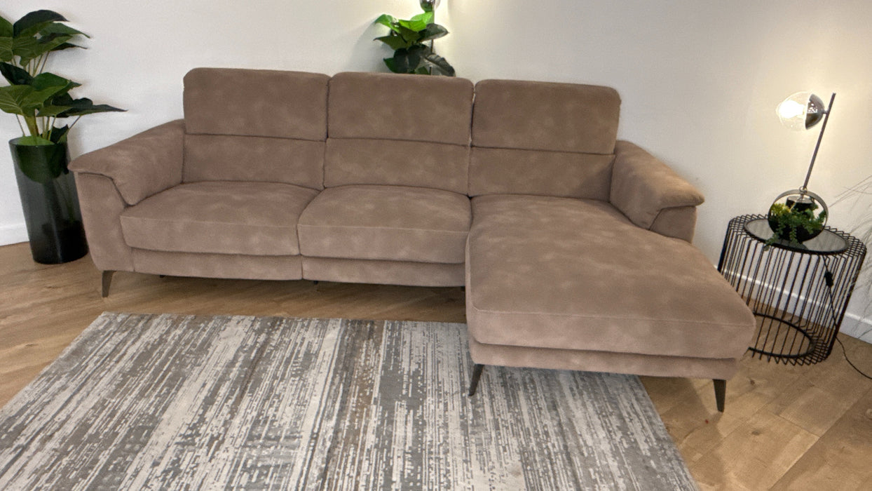 Sofology Illinois Fabric 3 Seater Chaise in Lifestyle Mottled Latte