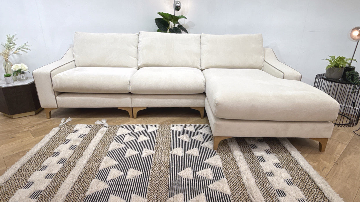 Sofology Wildwood Fabric 4 Seater Chaise in Soft Sherpa Natural Contrast Piping Mix