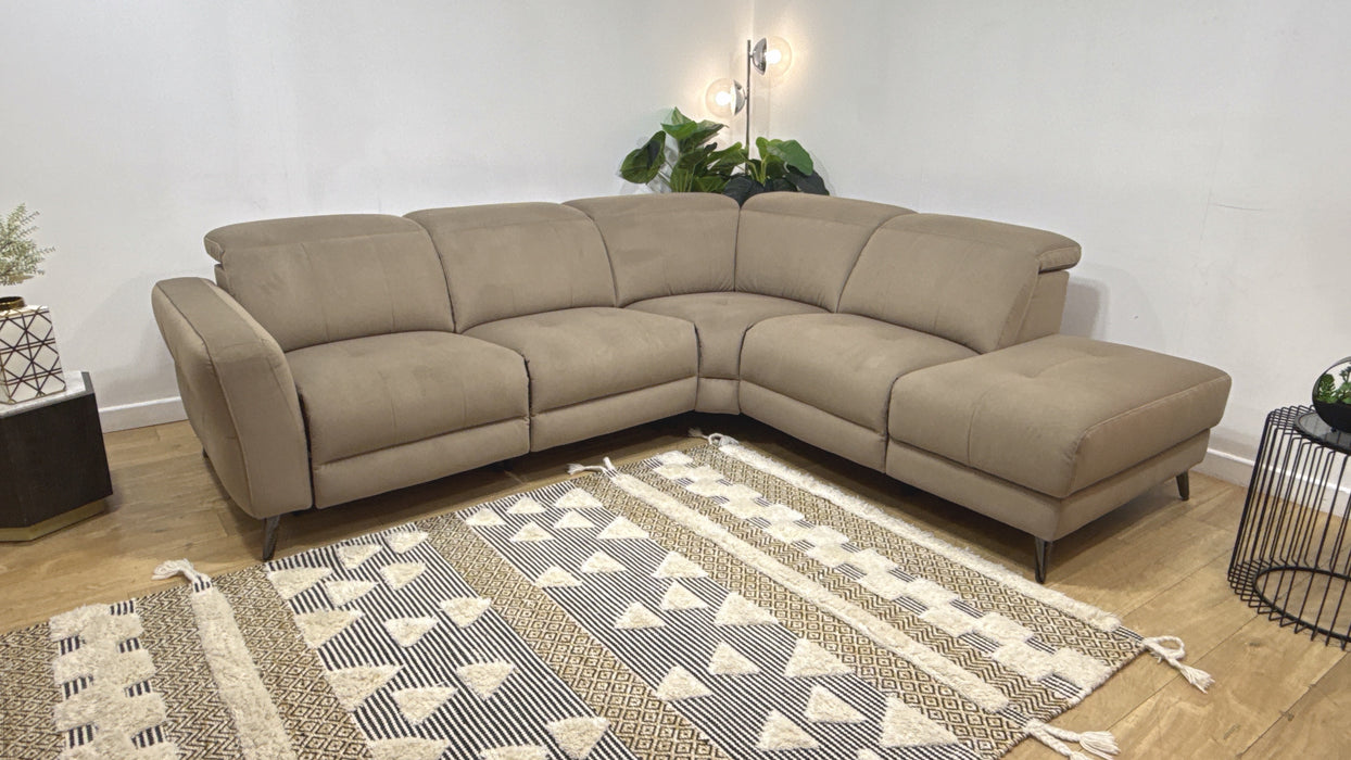 Sofology Jax 3 Corner 1.5 Power Chaise Power Recliner/Headrest in Sample Bella Latte