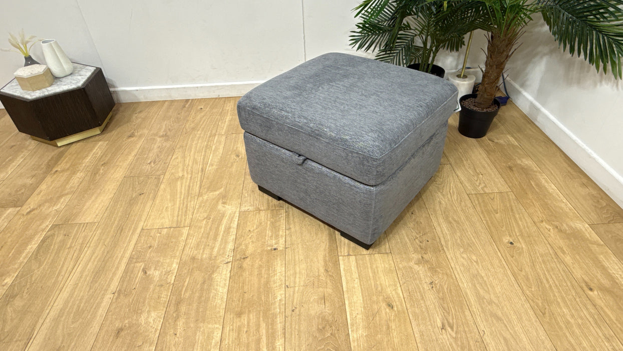 DFS Faxon Footstool