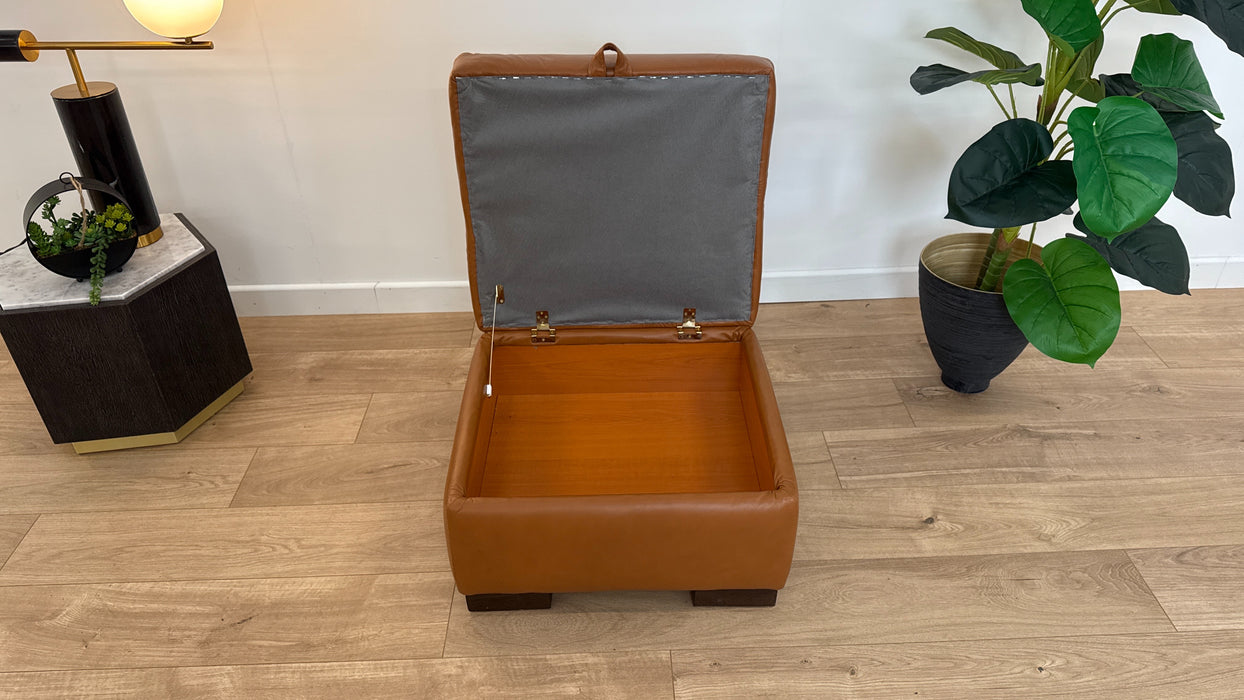 Fellini Leather Storage Footstool Alaska Brittany