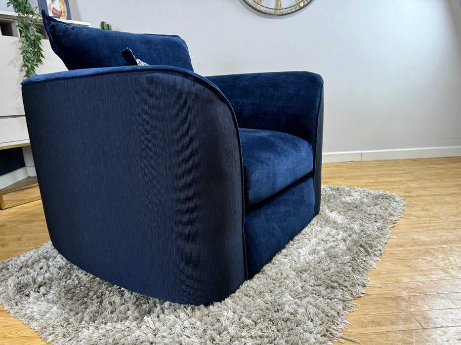 Como Fabric Chair - Villa Midnight  (WA2)