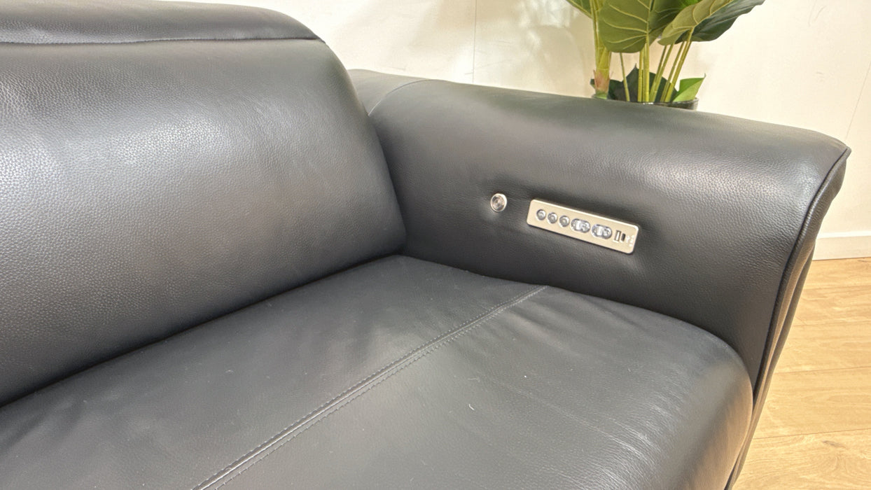 Sofology Plaza Leather 2.5 Seater Power Recliner/Headrest Heated Seats in Trusty Embossed Jet Black